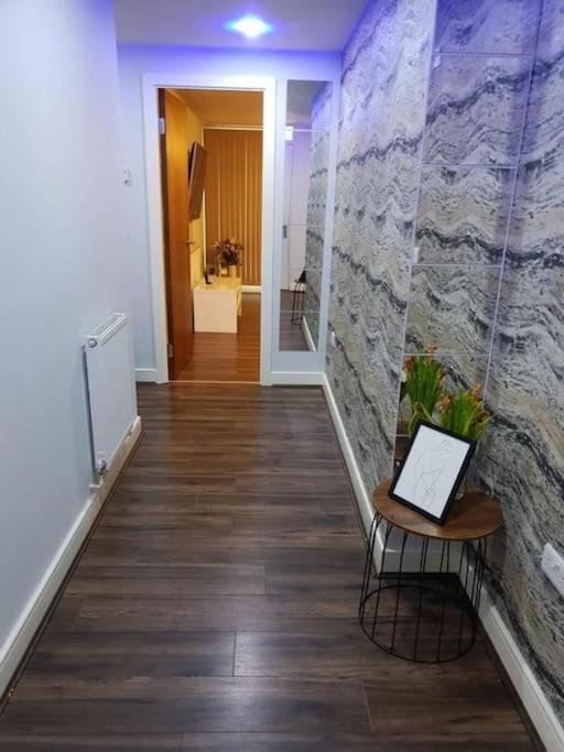 Luxury 9Ine Beautiful Bull Ring Apartment Free Parking Birmingham Ngoại thất bức ảnh